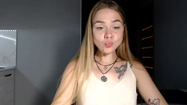 Snapshot of Sunbeam_ chatting on June 25, 2026, 9:31 pm Sunbeam online show from June 25, 2026, 9:31 pm