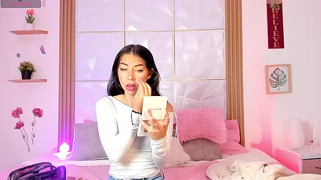 natalie jaensen online show from April 16, 2026, 3:13 pm