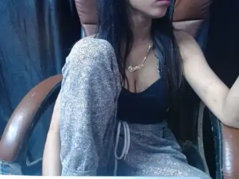 Munni badnamm online show from December 15, 2024, 2:48 pm