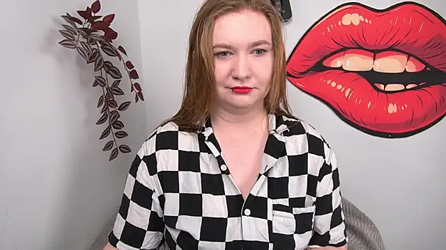 LaraDream online show from February 24, 2026, 4:19 pm