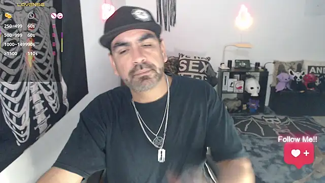 Snapshot of soyelcarlitos_ chatting on May 19, 2026, 3:46 am soyelcarlitos online show from May 19, 2026, 3:46 am