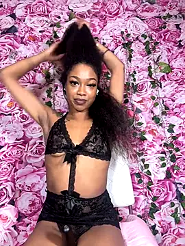 mismialove online show from October 14, 2025, 5:52 am