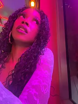 mismialove online show from May 15, 2026, 11:36 pm