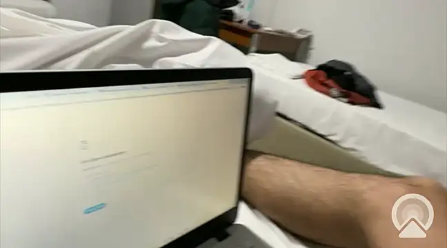 Snapshot of ufakbady chatting on December 21, 2024, 6:22 pm ufakbady online show from December 21, 2024, 6:22 pm